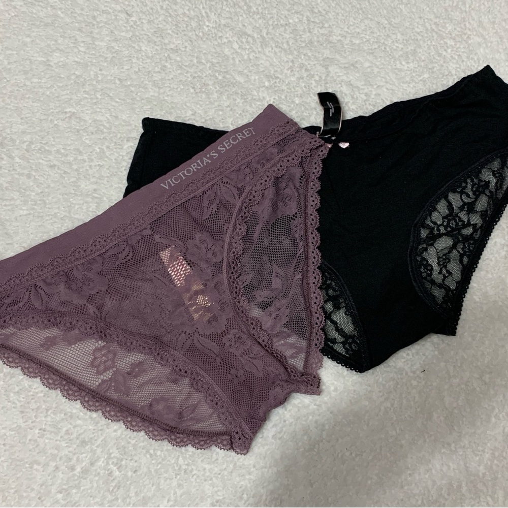 🦋NWT Bundle:Victoria Secret Women’s Low -Rise Hiphuggers Lace Bikini’s .Size M